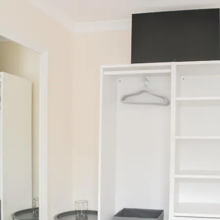 Semesterbostad Two - Uk42903