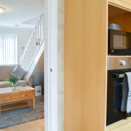 Two - Uk42903 Semesterbostad *